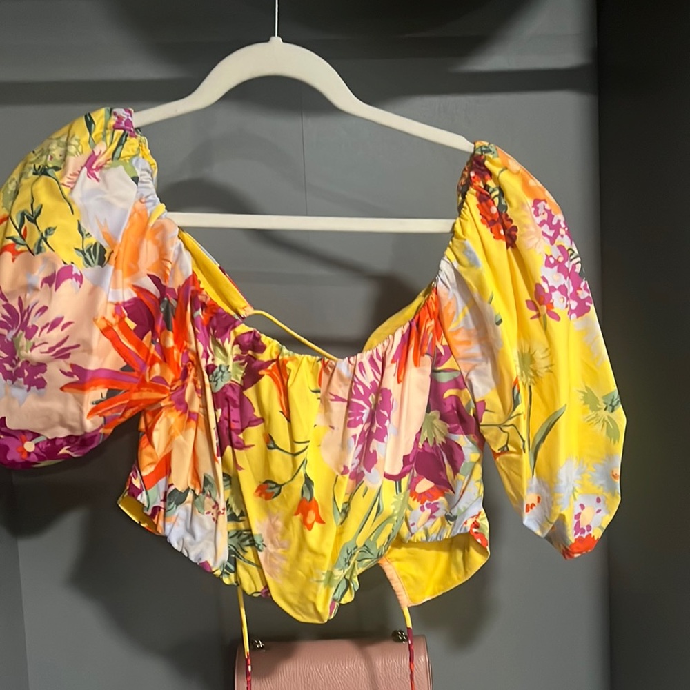 Floral crop top